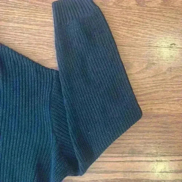 ASOS DESIGN v neck sweater with collar open knit in black size Small - Picture 7 of 12